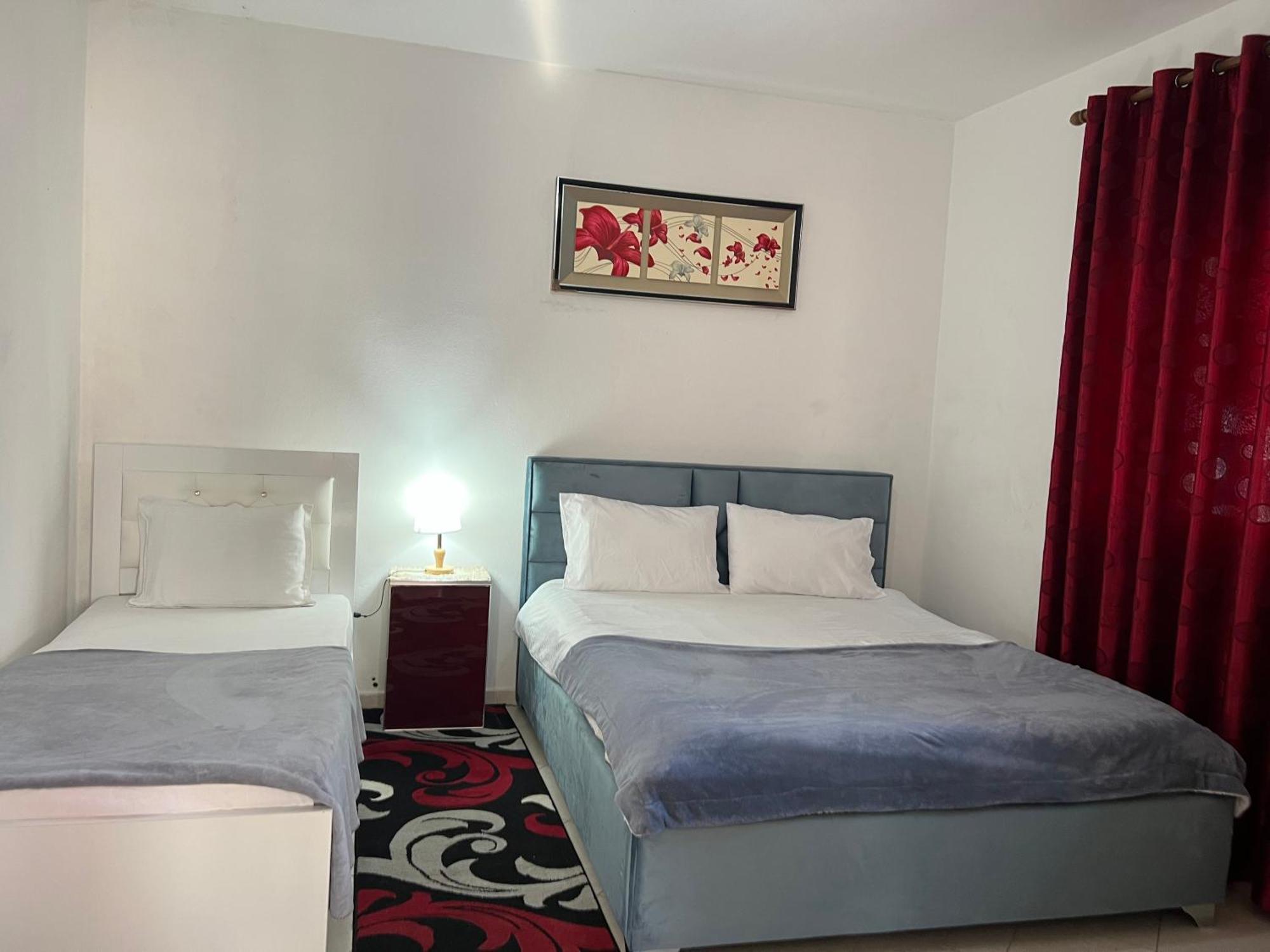 Ersi Apartment Durrës 外观 照片